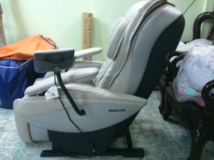 sửa chữa ghế massage hiệu poongsan ở Quận 5